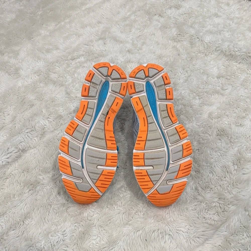Asics Gel-Neo 33 running shoes Woman's Sneakers Size 8 Gray,‎ Blue, and orange.